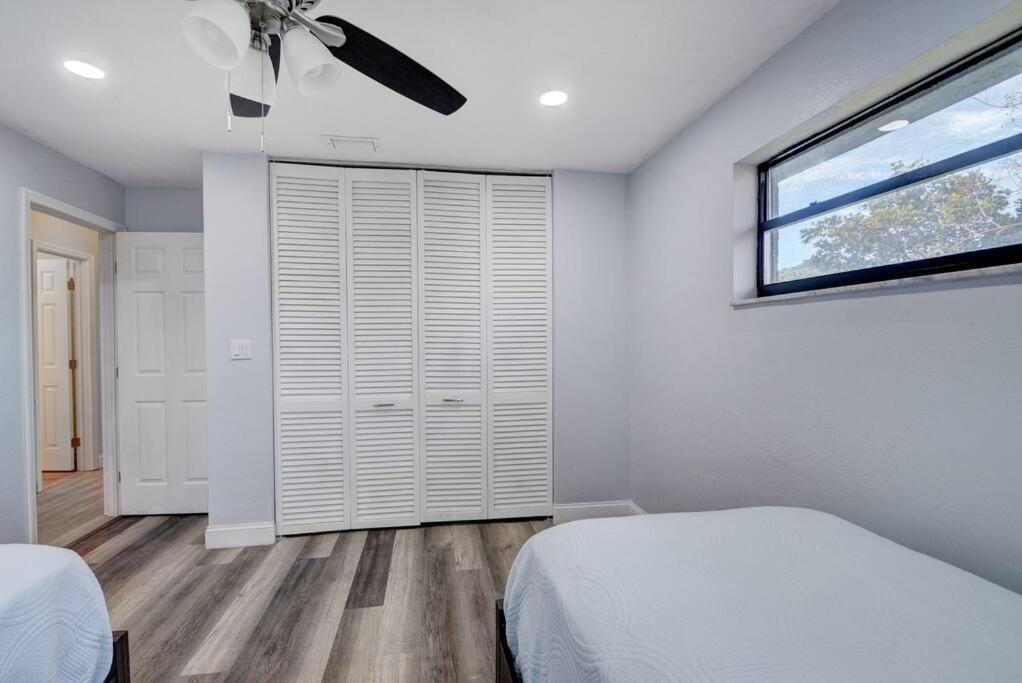 Ananda Farmhouse And Retreat. Lake Worth Beach Exteriör bild