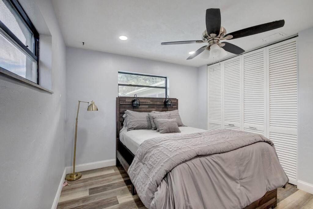 Ananda Farmhouse And Retreat. Lake Worth Beach Exteriör bild